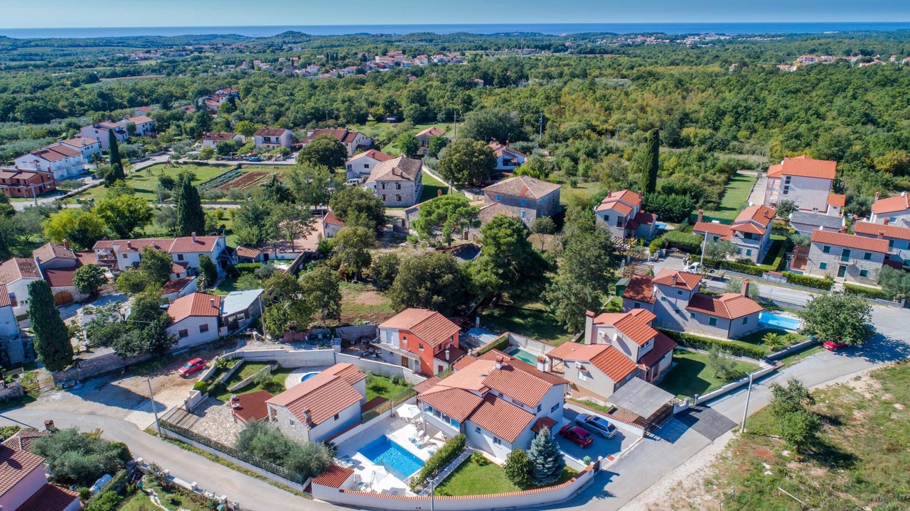 Photo of Outdoor in Buici