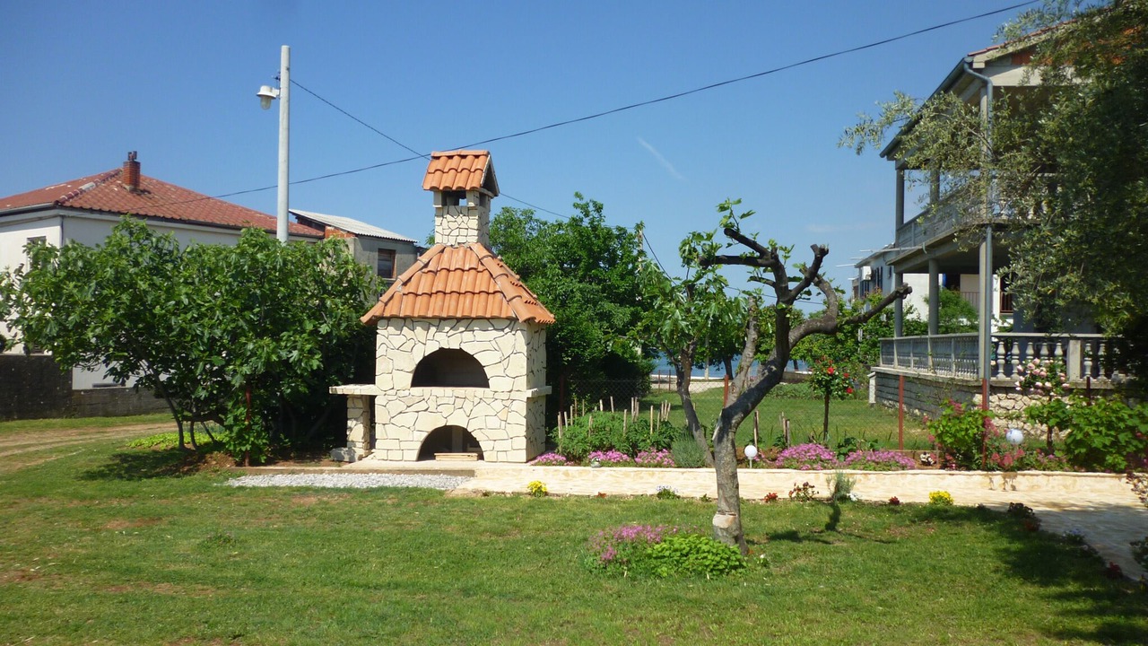 Photo of Outdoor in Seline
