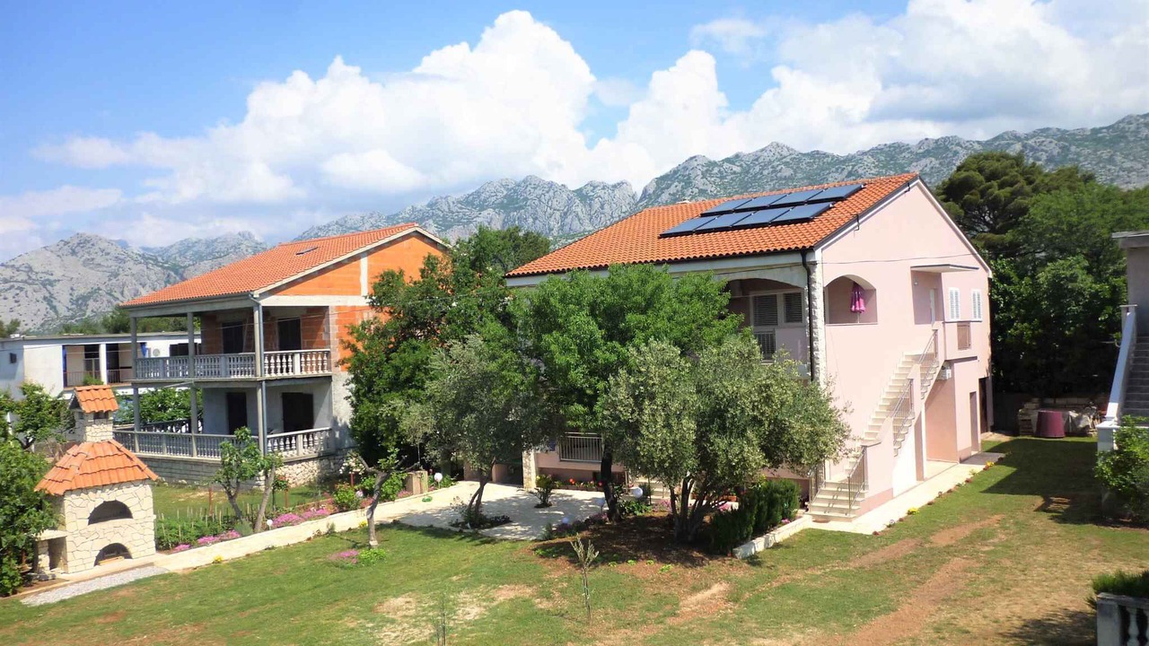 Photo of Outdoor in Seline