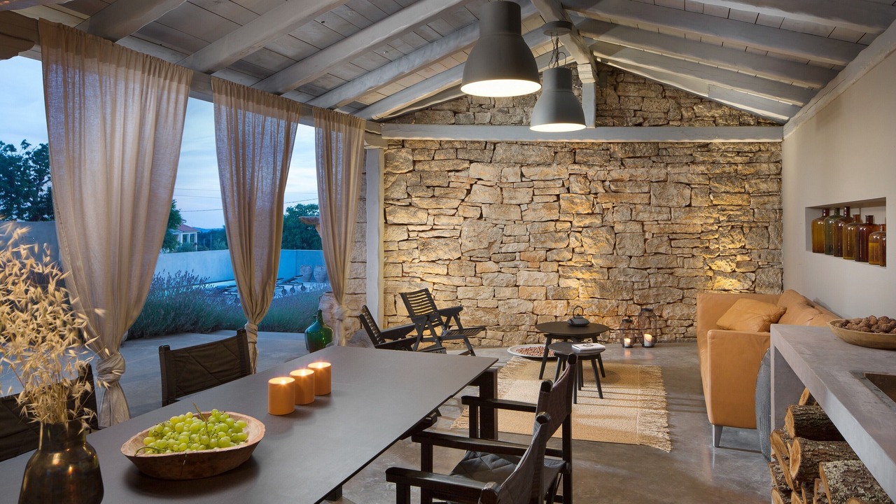 Photo of Outdoor in Tinjan