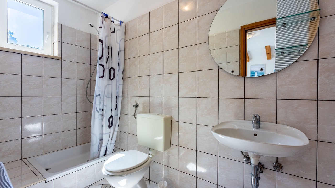 Photo of Bathroom in Grizane