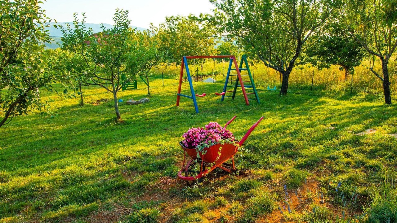 Photo of Others in Krusvar