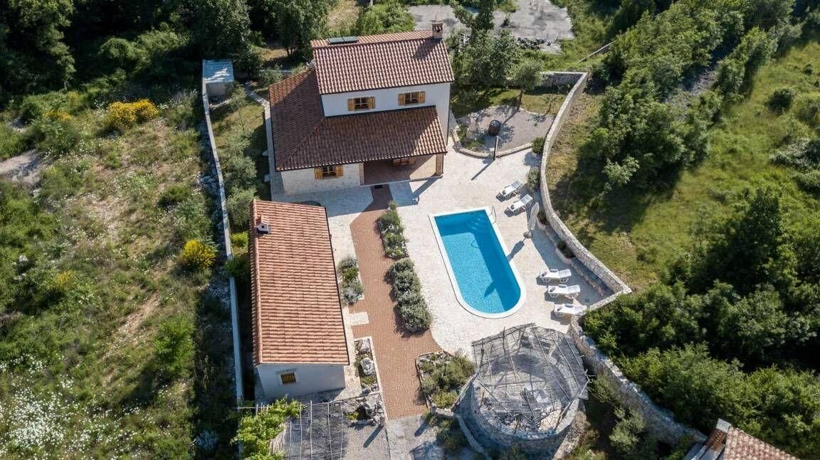 Photo of Outdoor in Kras