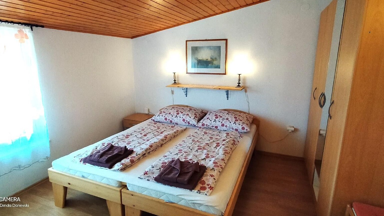 Photo of Bedroom in Sisan