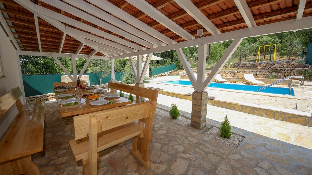 Photo of Outdoor in Pokrovnik