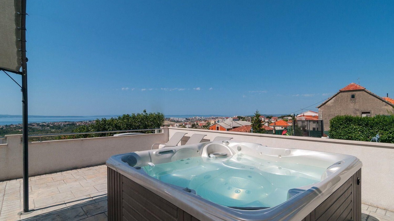 Photo of Patio Balcony in Mravince