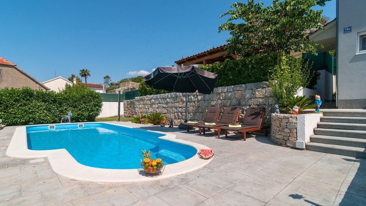 Photo of Outdoor in Mravince