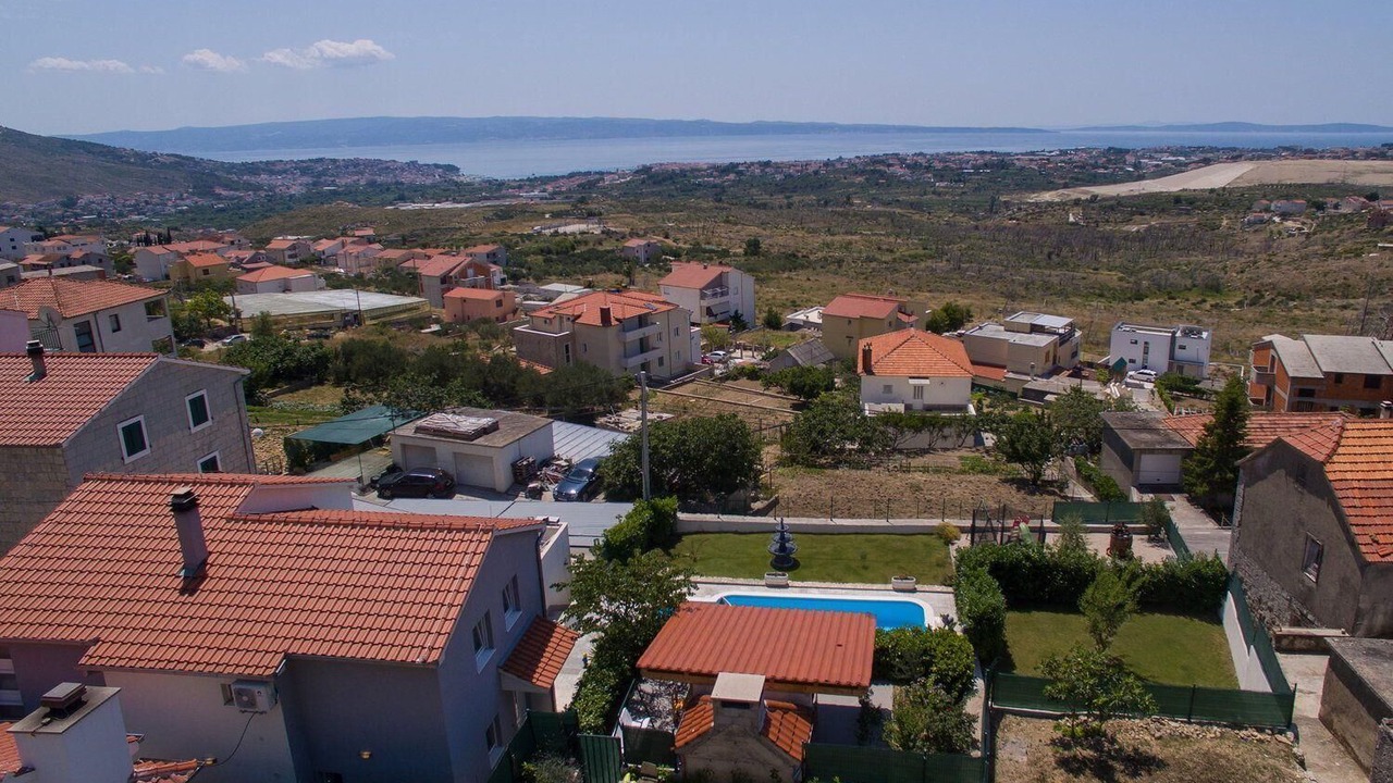 Photo of Outdoor in Mravince