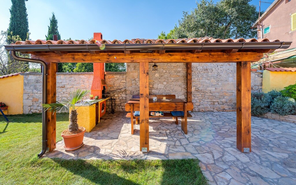 Photo of Patio Balcony in Mali Vareski