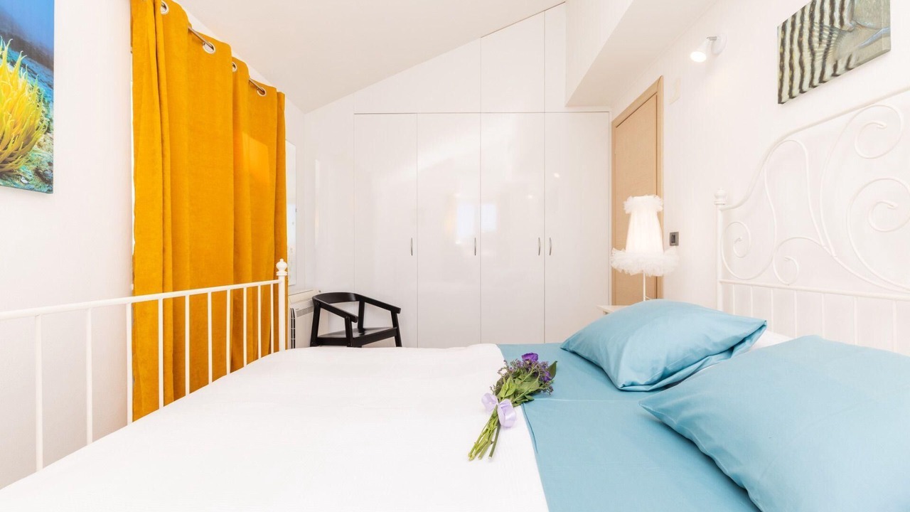 Photo of Bedroom in Cove Murtar