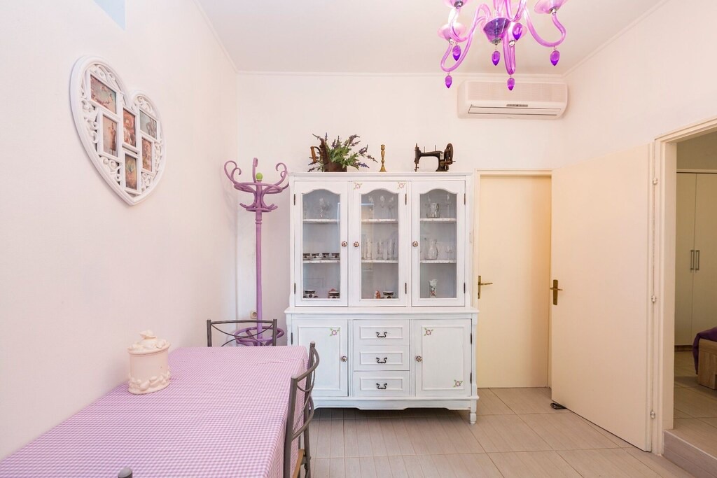 Photo of Bedroom in Cove Murtar