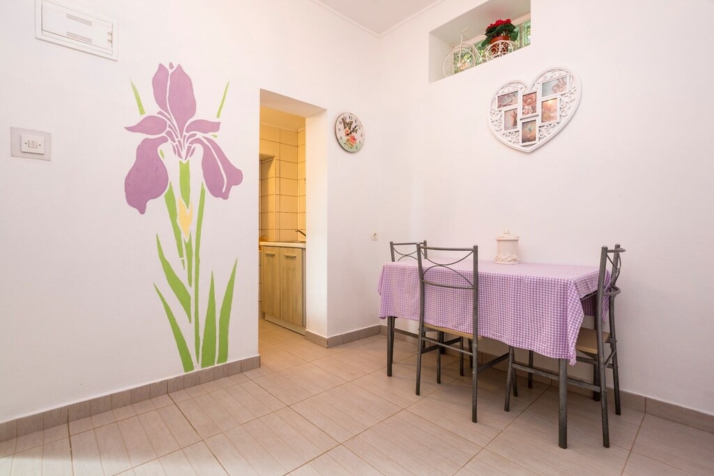 Photo of Bedroom in Cove Murtar