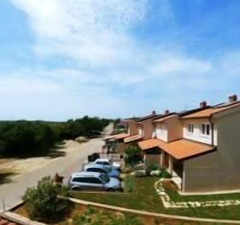 Photo of Buildings in Kaldanija