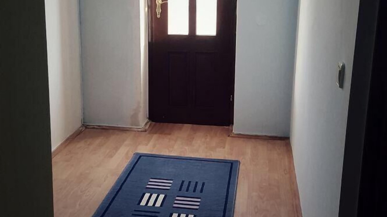 Photo of Others in Metajna