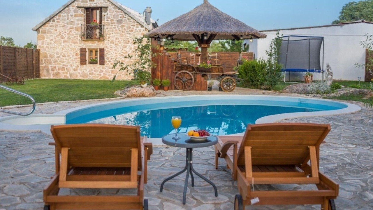 Photo of Outdoor in Bogatic