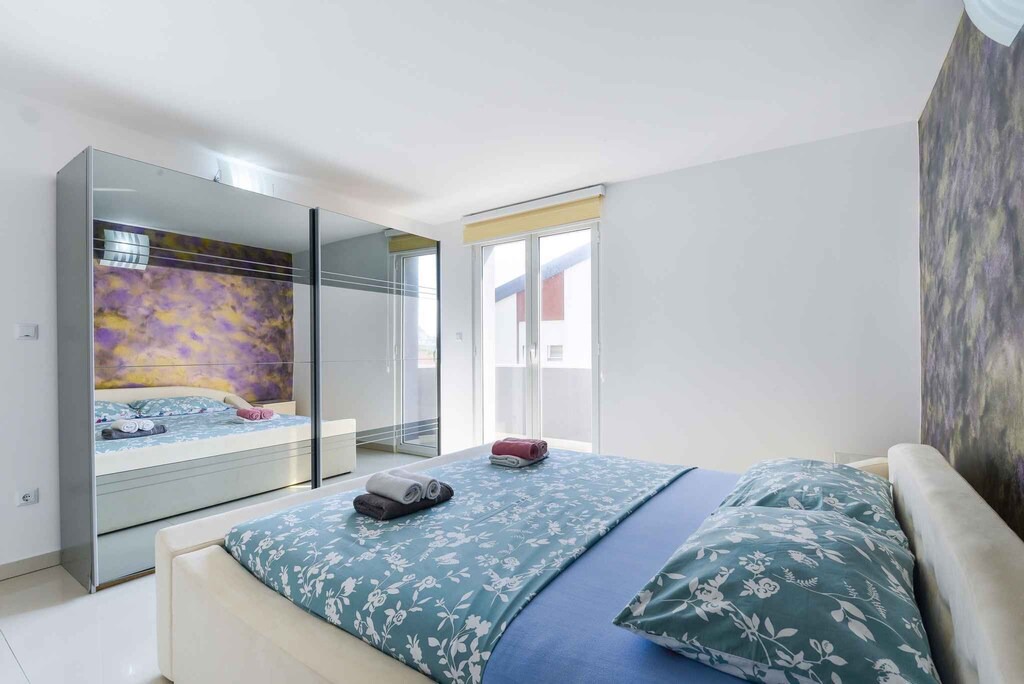 Photo of Bedroom in Vir