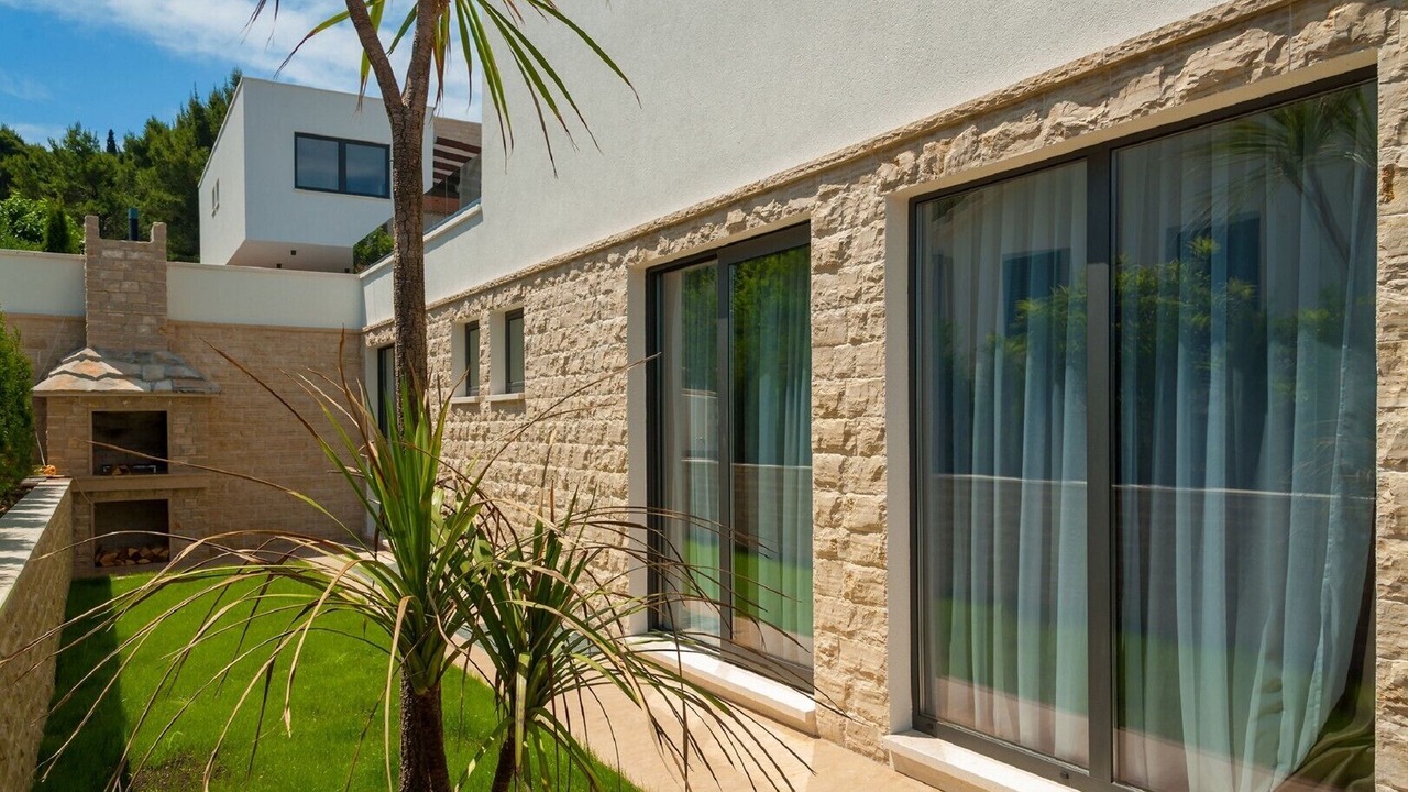 Photo of Patio Balcony in Okrug Gornji