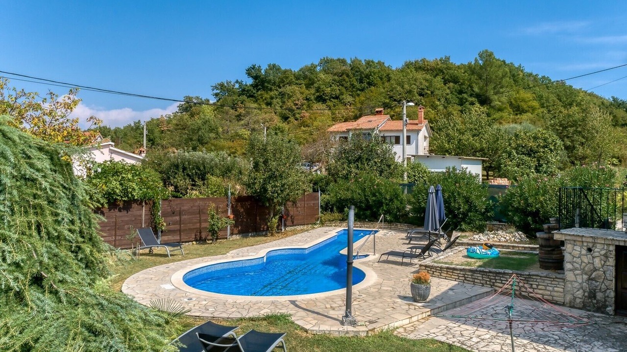 Photo of Outdoor in Kapelica