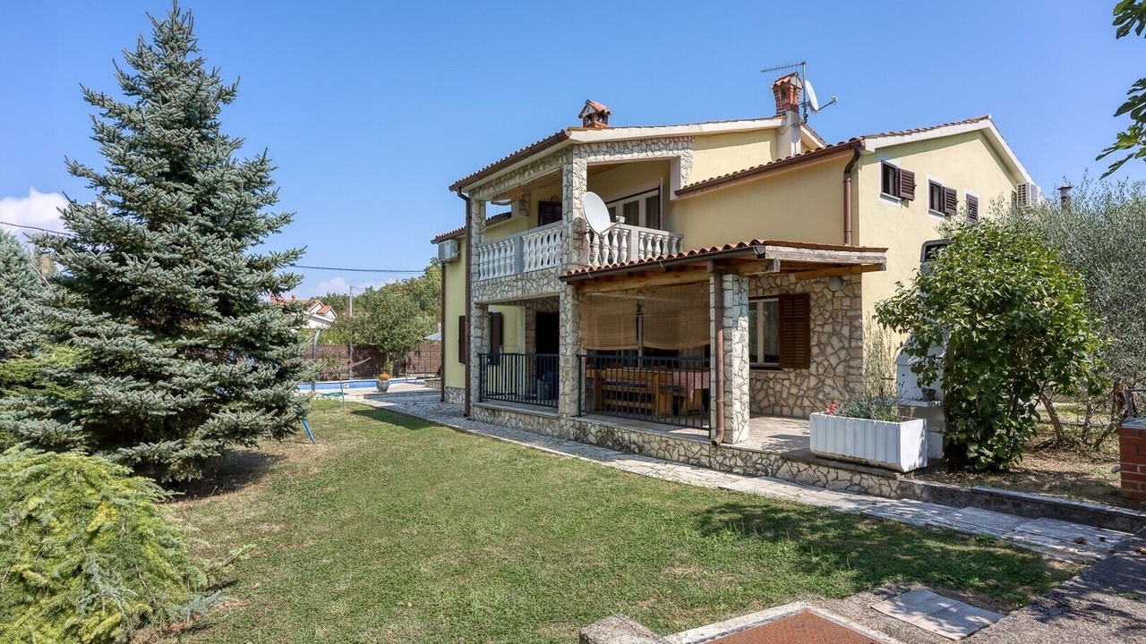 Photo of Outdoor in Kapelica