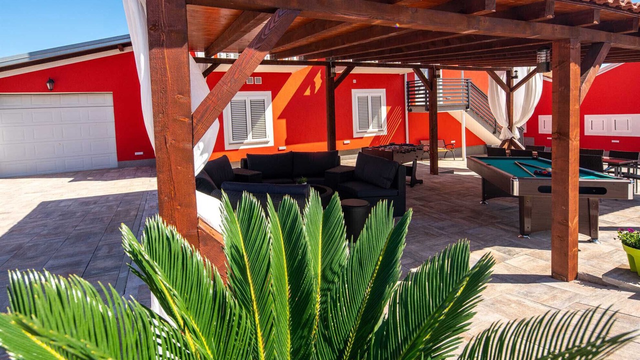 Photo of Patio Balcony in Turanj