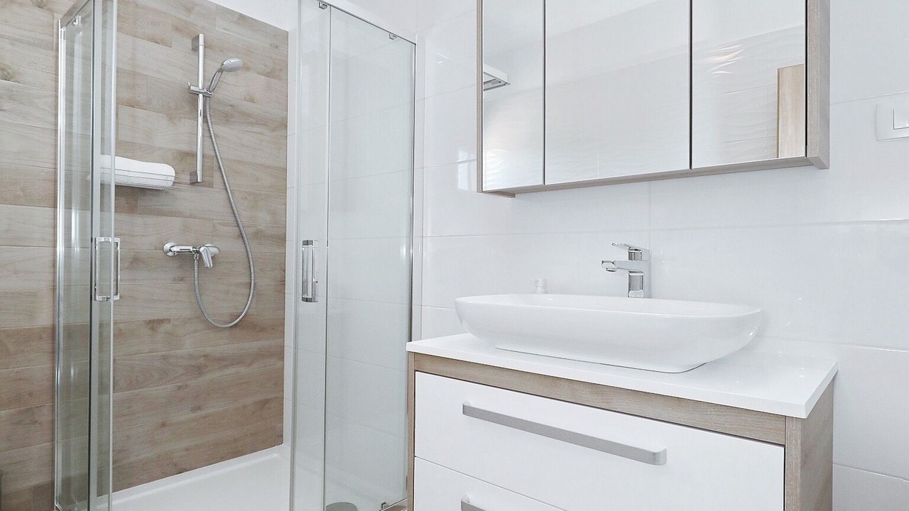 Photo of Bathroom in Seline
