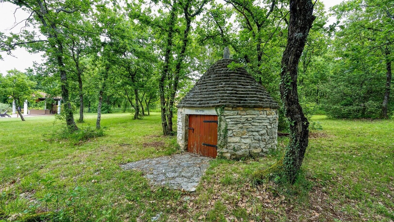 Photo of Outdoor in Kapelica