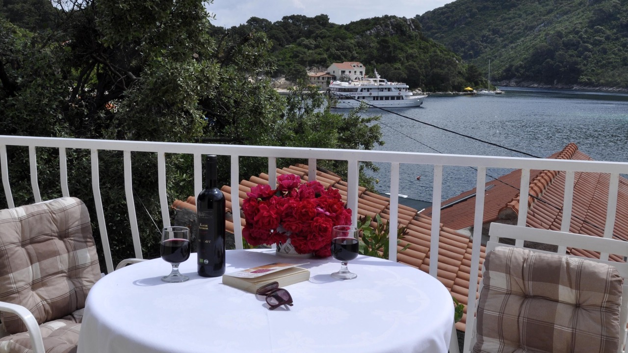 Photo of Patio Balcony in Okuklje