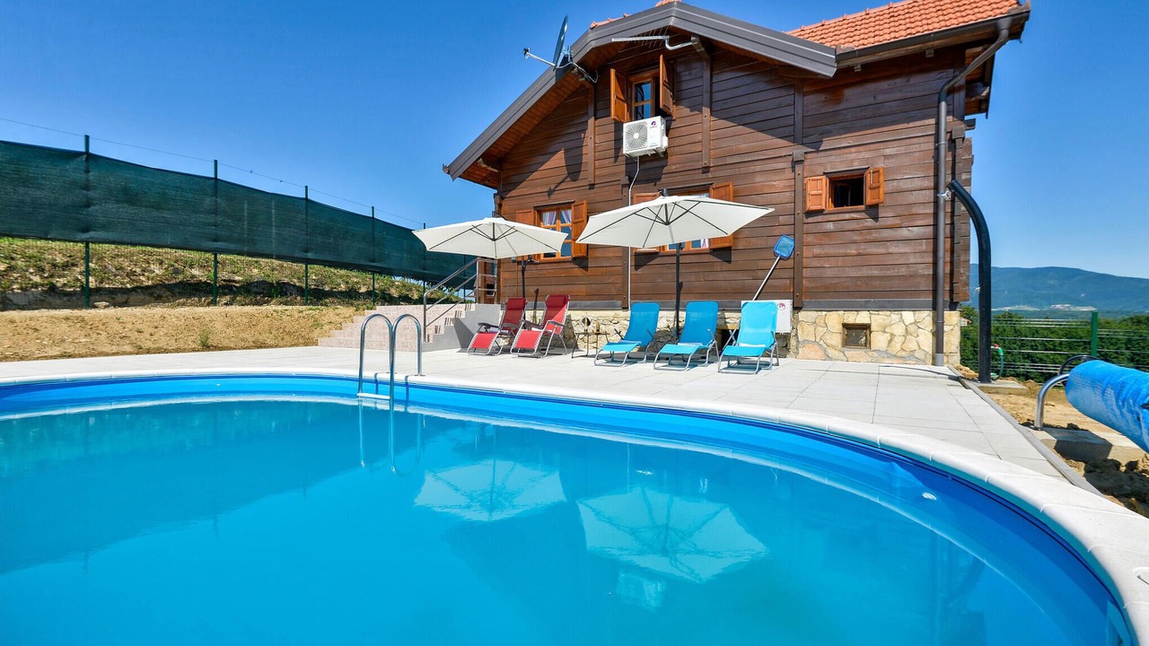 Photo of Outdoor in Hrascina