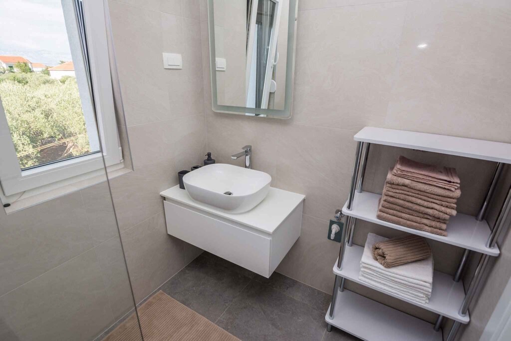 Photo of Bathroom in Vir