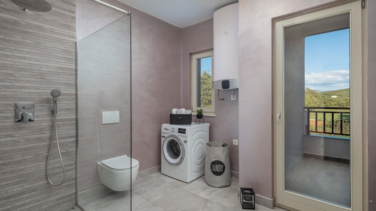 Photo of Bathroom in Dicmo