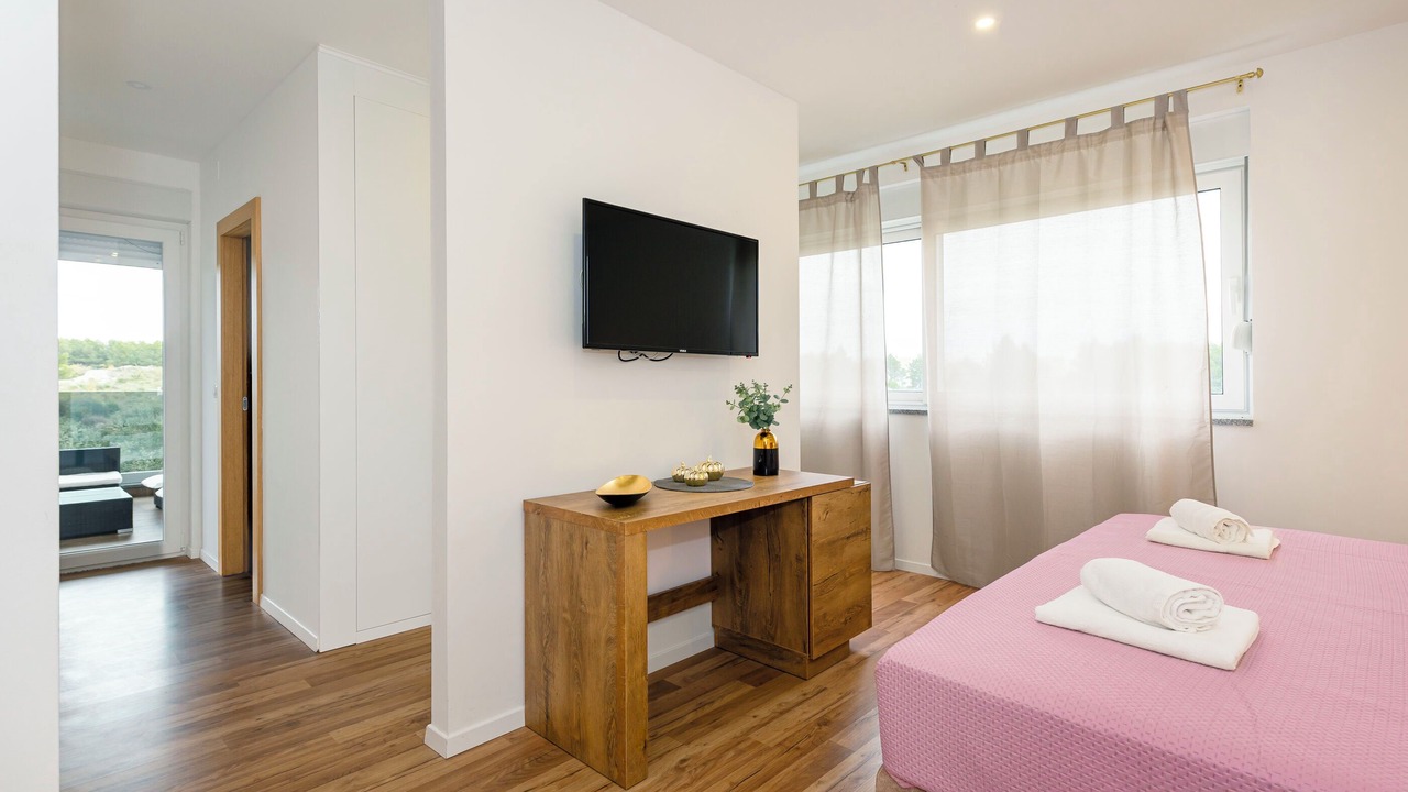 Photo of Bedroom in Srima