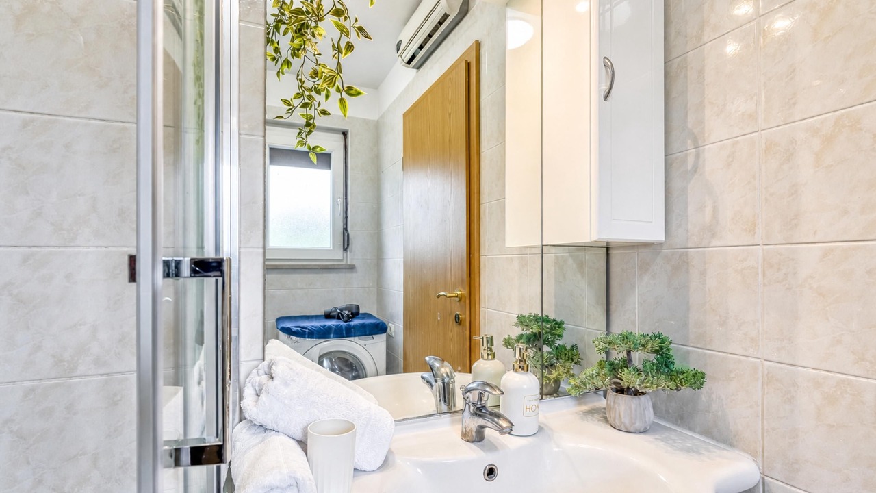 Photo of Bathroom in Ankaran