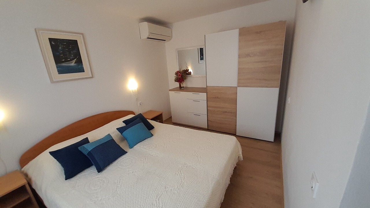 Photo of Bedroom in Porat