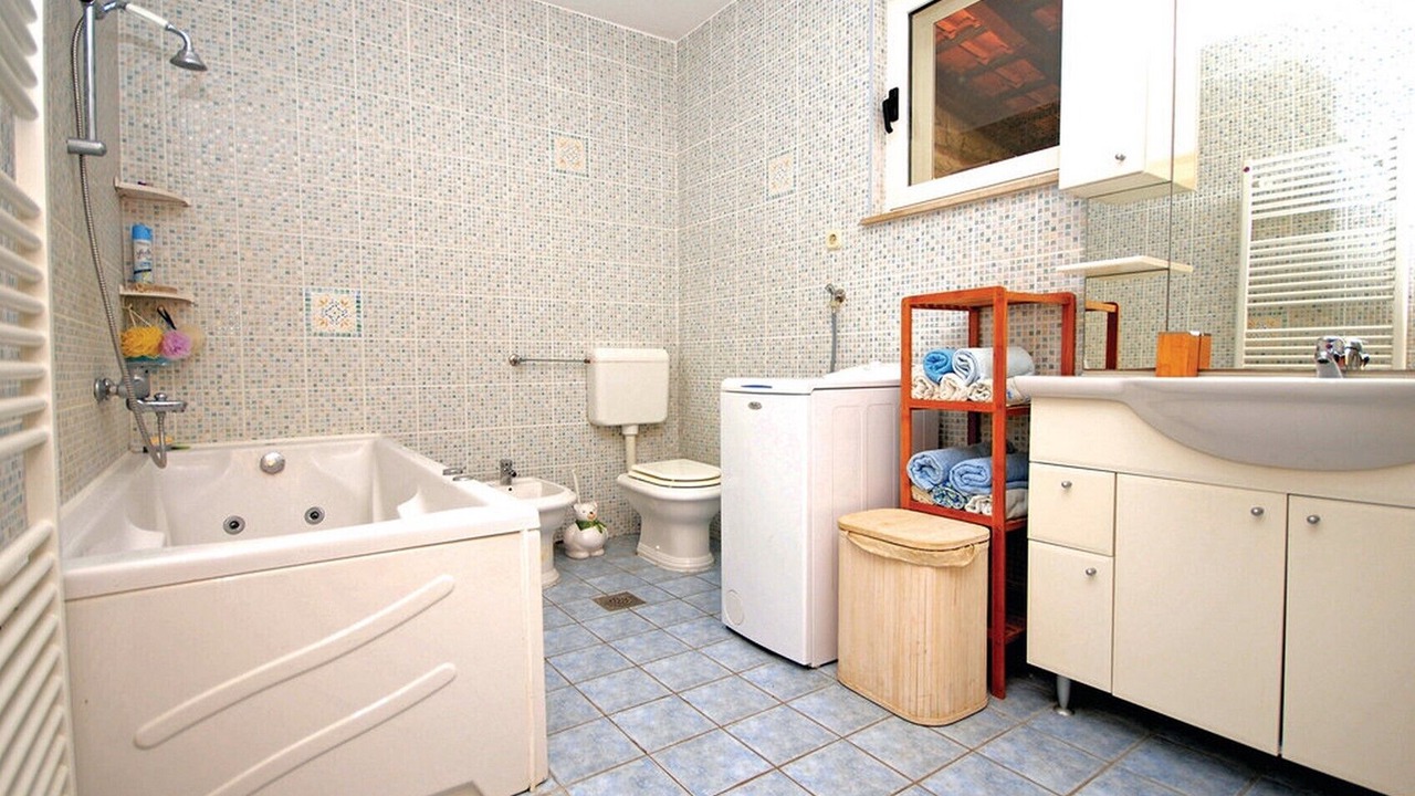 Photo of Bathroom in Rudine