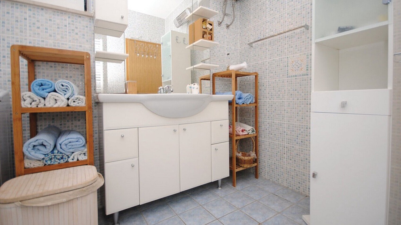 Photo of Bathroom in Rudine