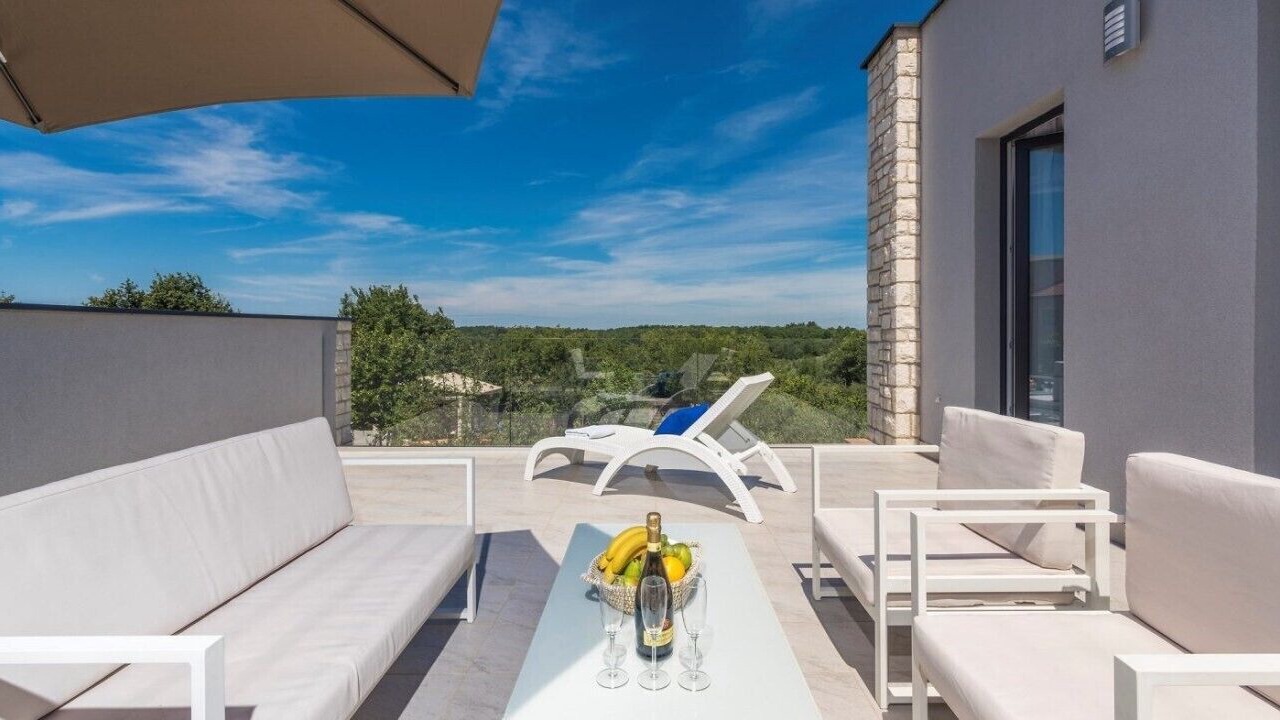 Photo of Patio Balcony in Babici
