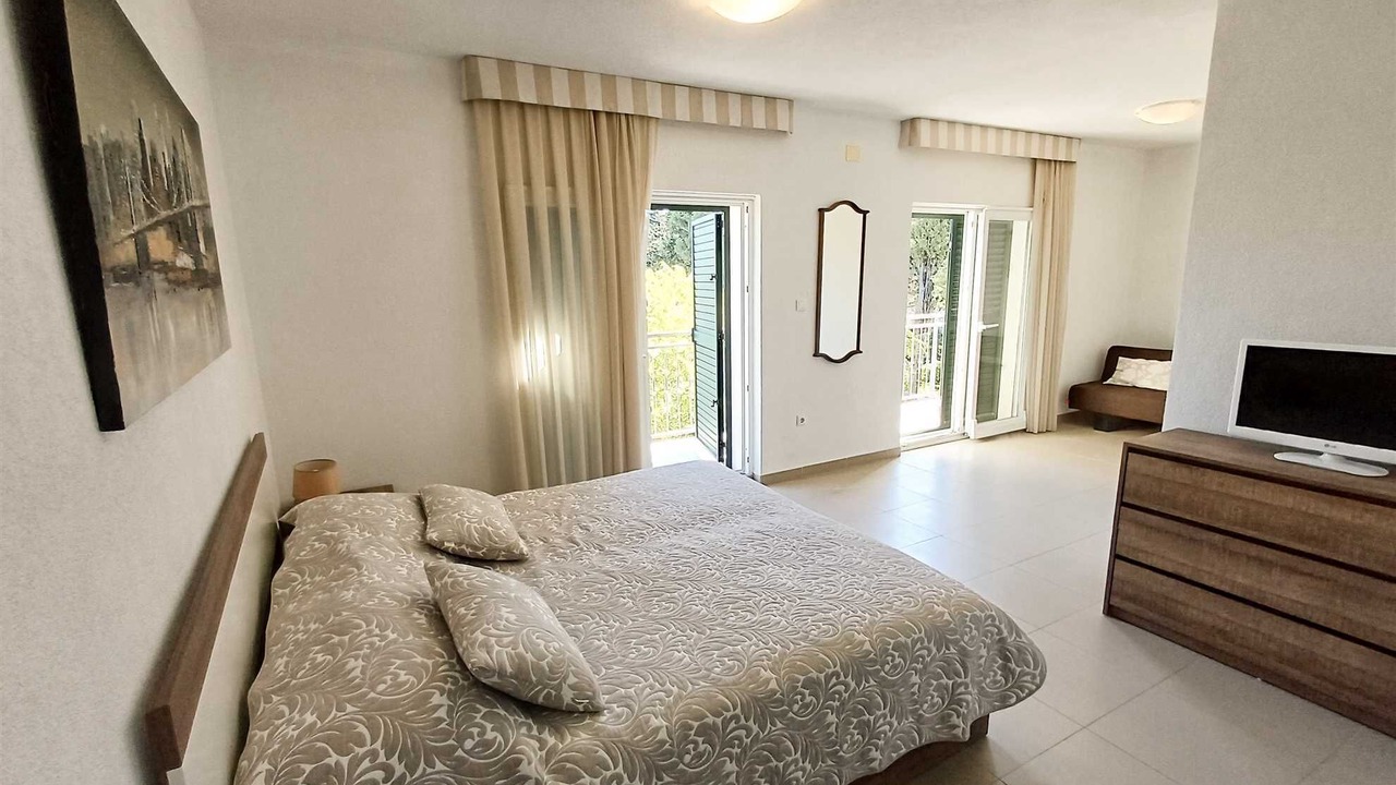 Photo of Bedroom in Povlja