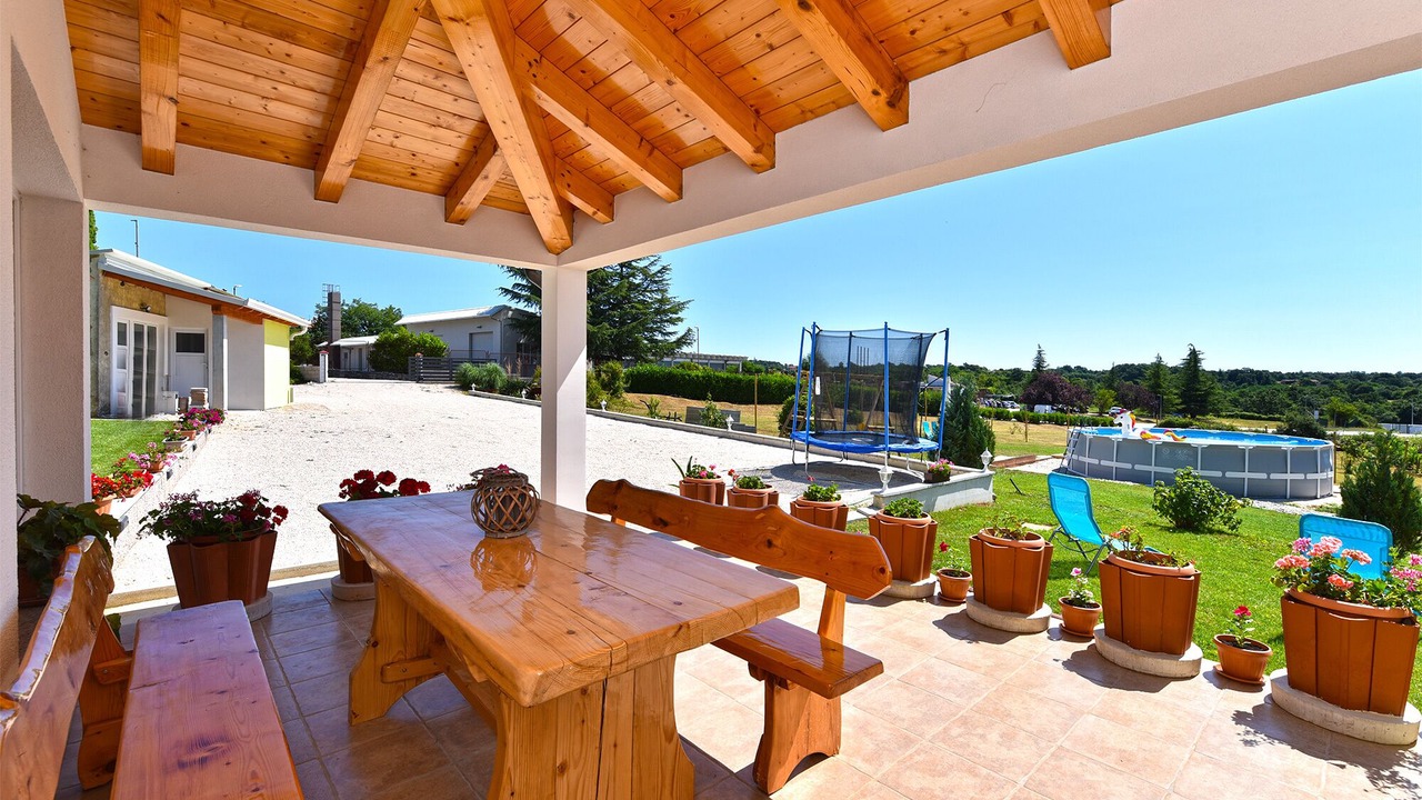 Photo of Outdoor in Zminj