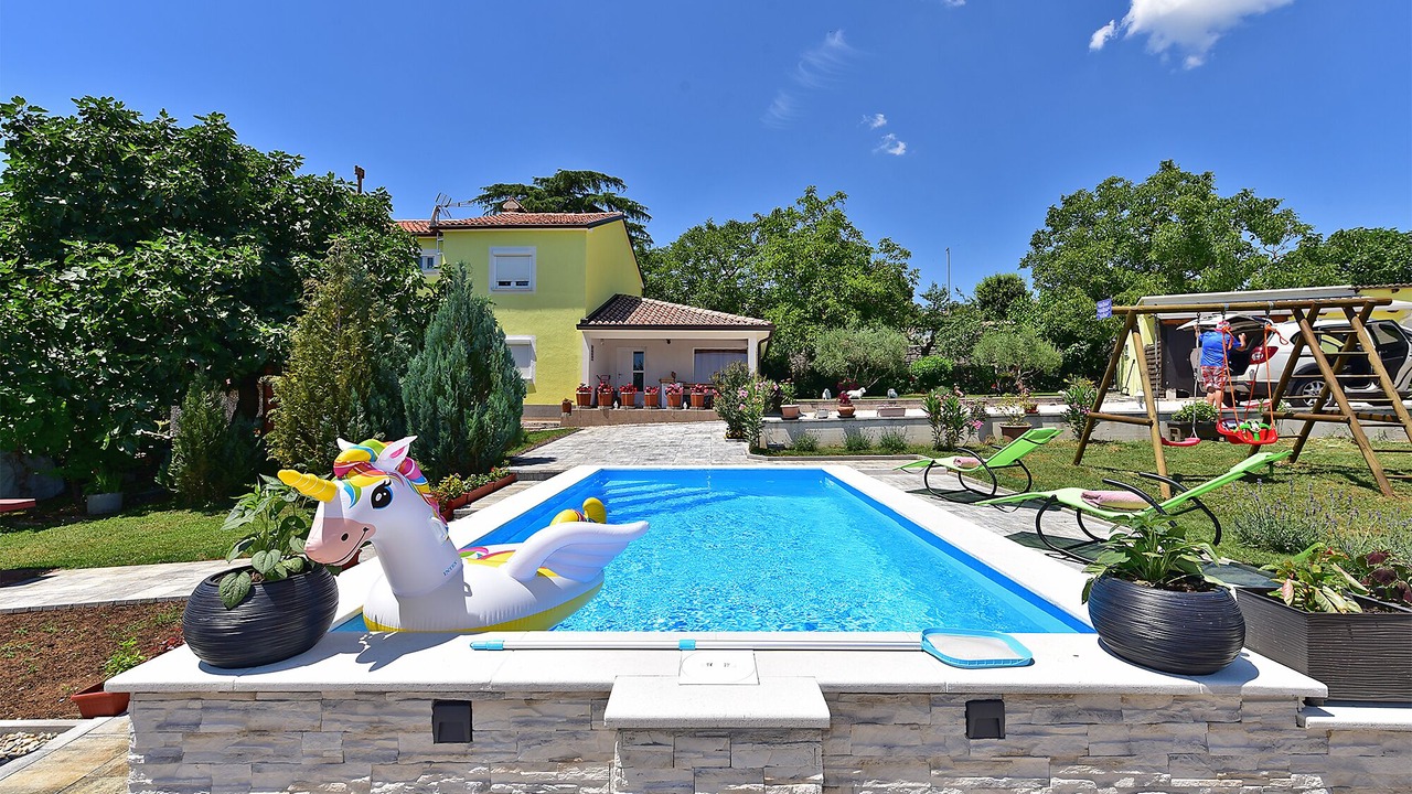 Photo of Outdoor in Zminj