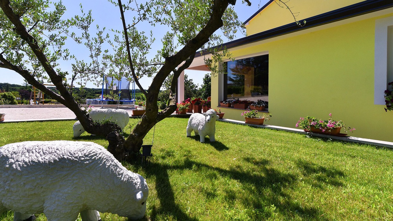 Photo of Outdoor in Zminj