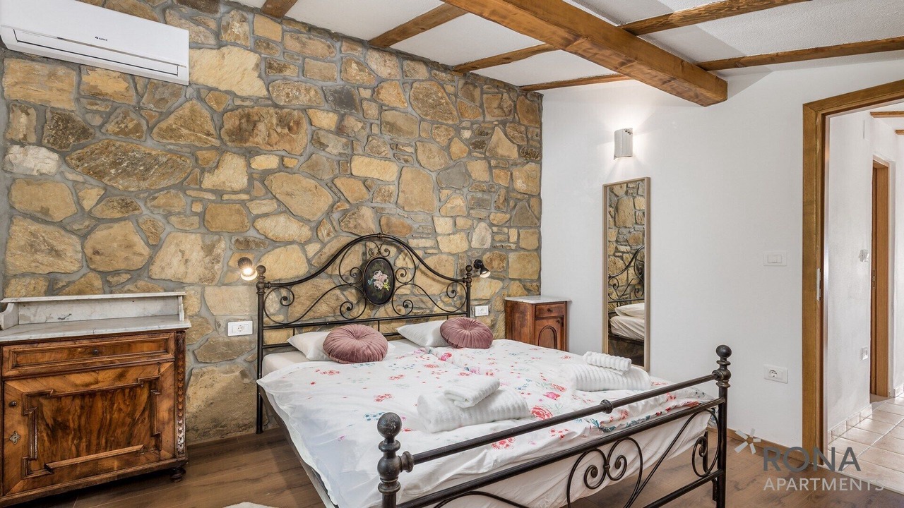 Photo of Bedroom in Vrh
