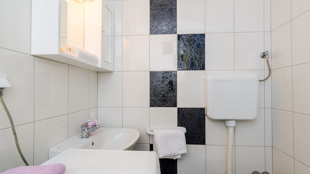 Photo of Bathroom in Drace