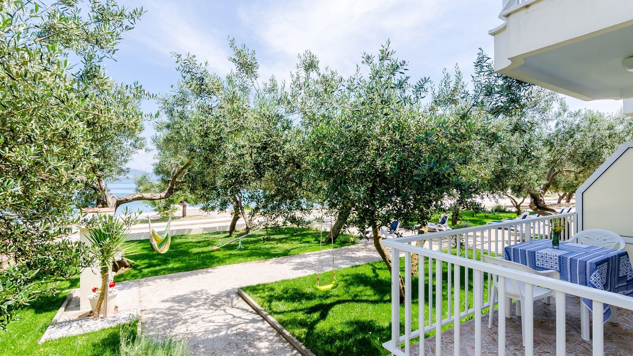 Photo of Outdoor in Drace