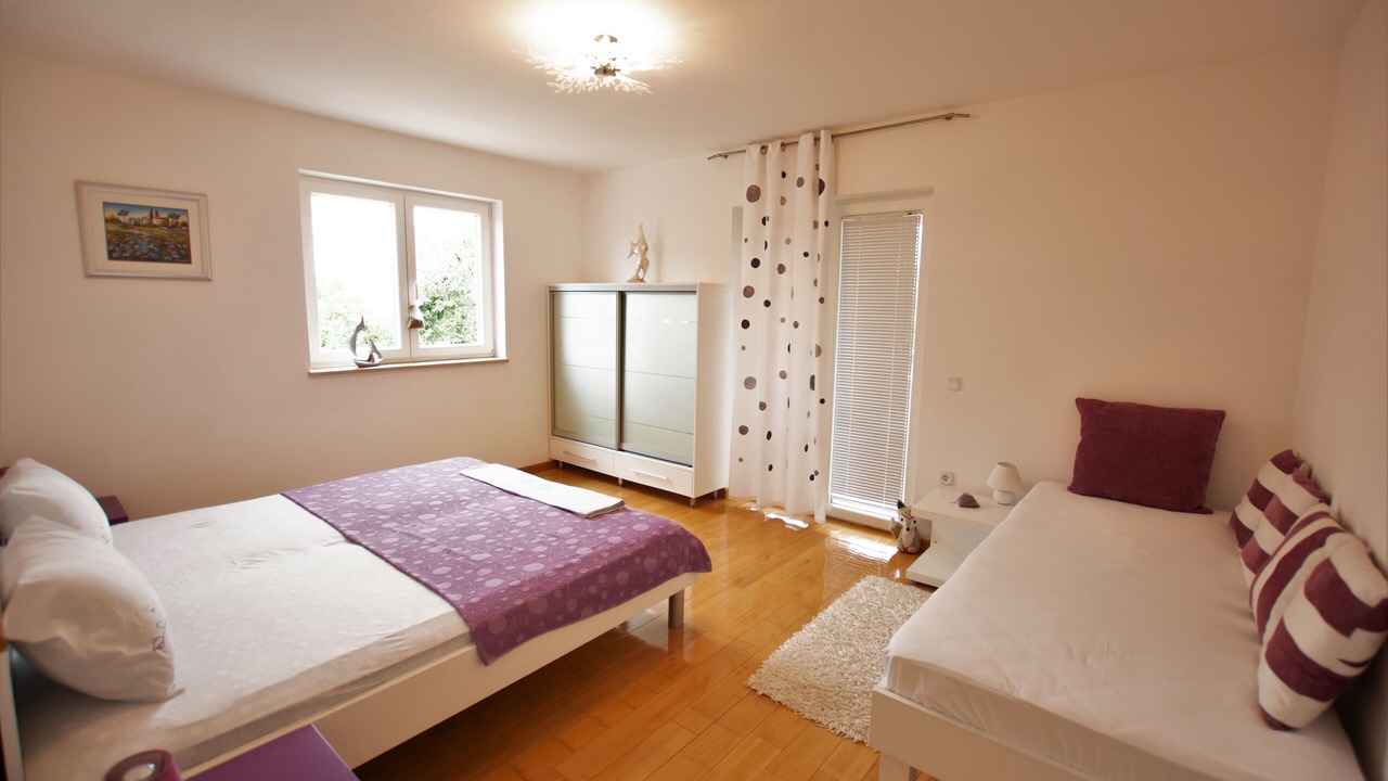 Photo of Bedroom in Funtana