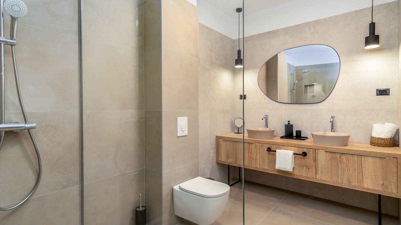Photo of Bathroom in Duce