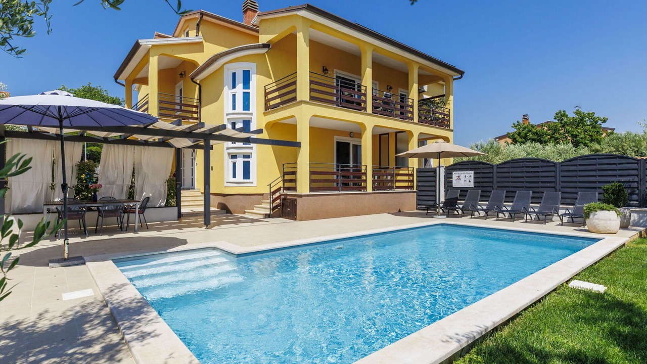 Photo of Patio Balcony in Dajla