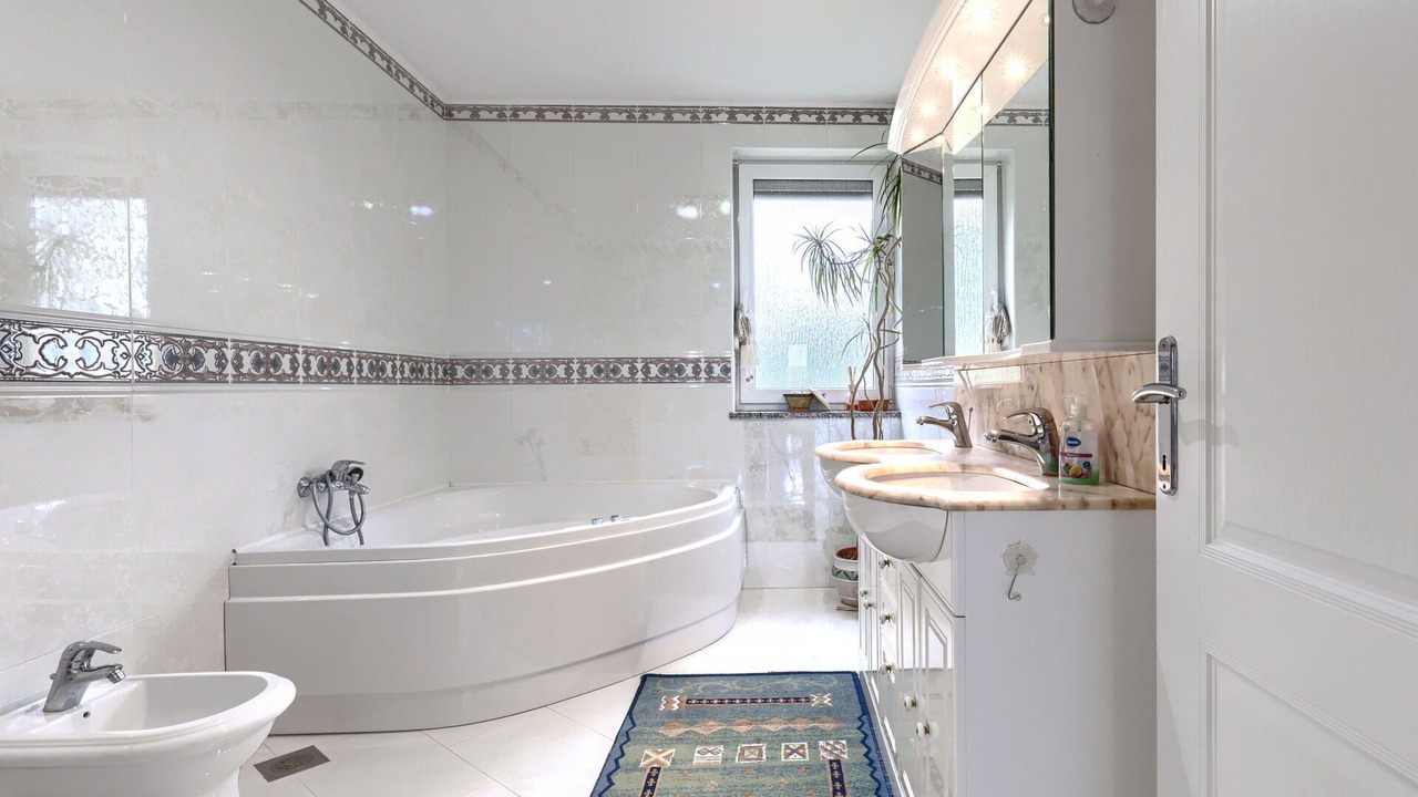 Photo of Bathroom in Dajla