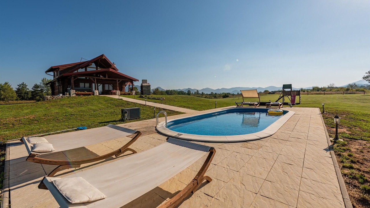 Photo of Outdoor in Lovinac