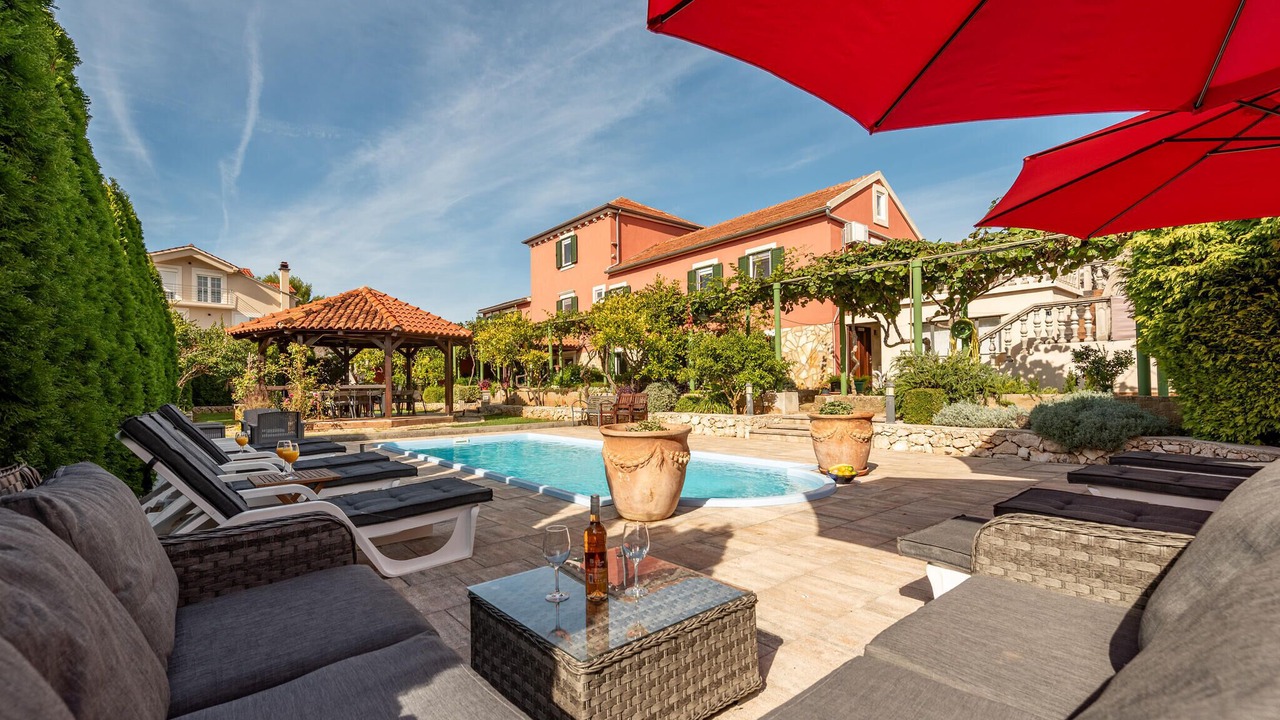 Photo of Outdoor in Sutomiscica