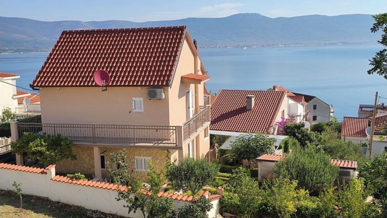 Photo of Outdoor in Slatine
